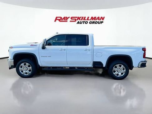 Used 2022 Chevrolet Silverado 2500 LTZ w/ LTZ Plus Package AWD/4WD image 4