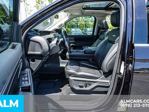 Used 2025 Ford Expedition Platinum AWD/4WD image 19