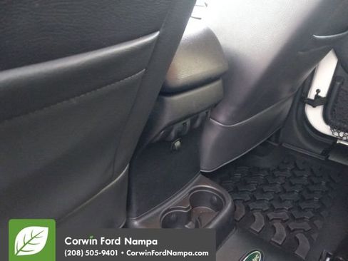 Used 2016 Jeep Wrangler Unlimited Sahara w/ Connectivity Group image 24