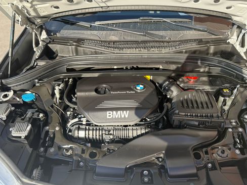 Used 2017 BMW X1 xDrive28i image 40