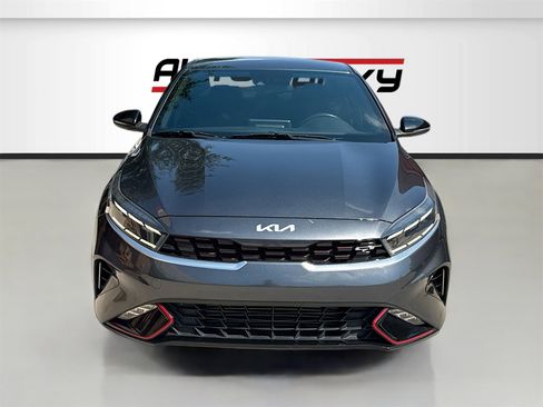 Used 2022 Kia Forte GT image 2