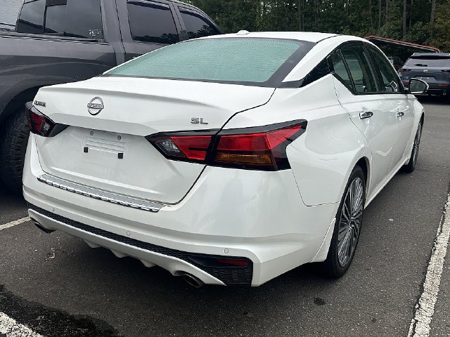 Used 2023 Nissan Altima 2.5 SL FWD image 5