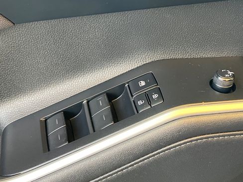 Certified 2024 Toyota Highlander LE image 14