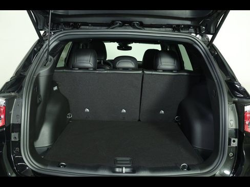 New 2026 Jeep Compass Limited image 14