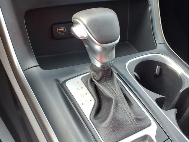 Used 2024 Kia Carnival LX FWD image 12