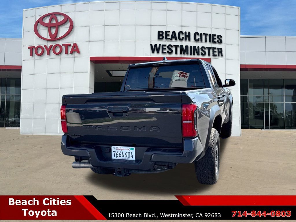 Used 2025 Toyota Tacoma TRD Off-Road AWD/4WD image 11