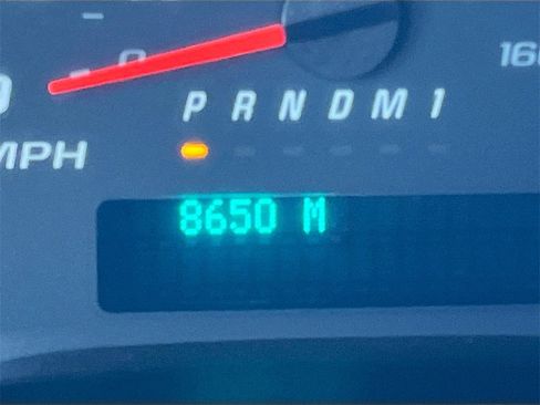 Used 2024 Chevrolet Express 2500 w/ Driver Convenience Package image 12