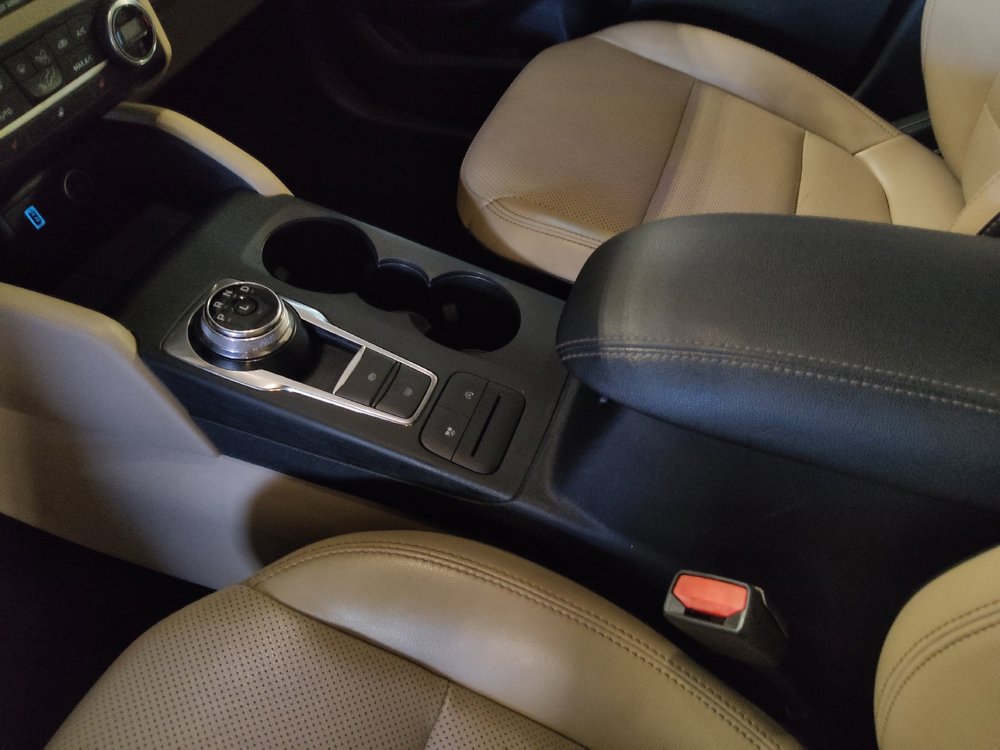 Used 2020 Ford Escape SEL FWD image 26