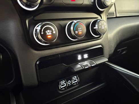 Used 2022 RAM 1500 Big Horn image 29