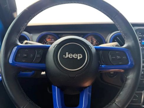 Used 2021 Jeep Gladiator Sport AWD/4WD image 15