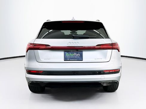 Used 2021 Audi e-tron Premium Plus w/ Premium Plus Package image 7