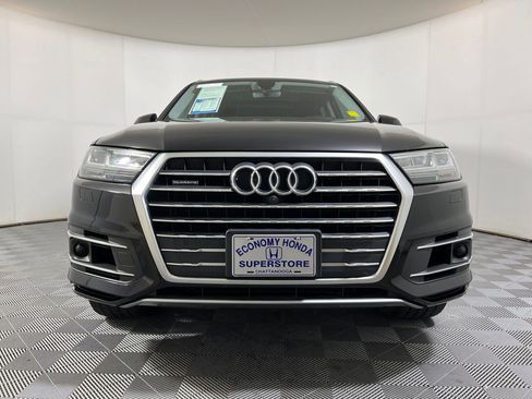 Used 2017 Audi Q7 3.0T Prestige image 5
