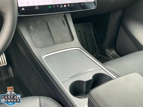 Used 2022 Tesla Model Y Performance AWD/4WD image 45