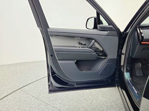 New 2026 Land Rover Range Rover Sport SE image 23