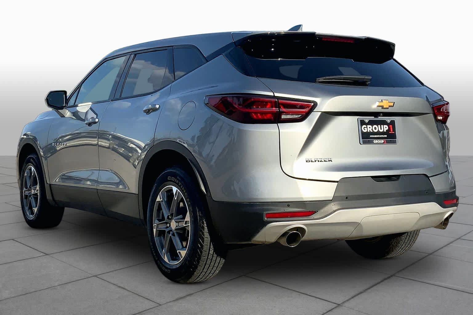 Used 2026 Chevrolet Blazer LT FWD image 12