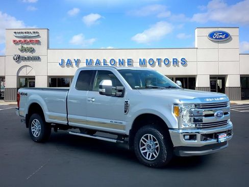 Certified 2017 Ford F250 Lariat w/ Lariat Value Package AWD/4WD image 9