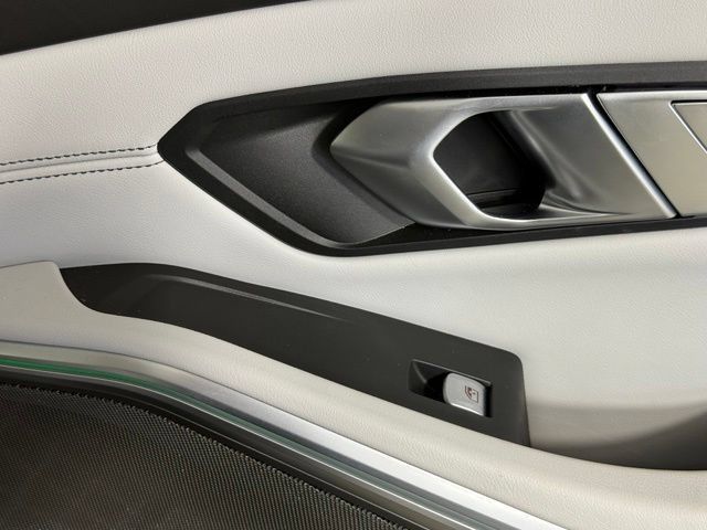 Used 2026 BMW M3 Competition w/ Executive Package AWD/4WD image 27