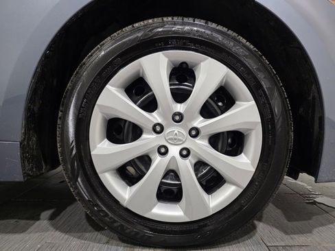 Used 2025 Toyota Corolla LE image 25