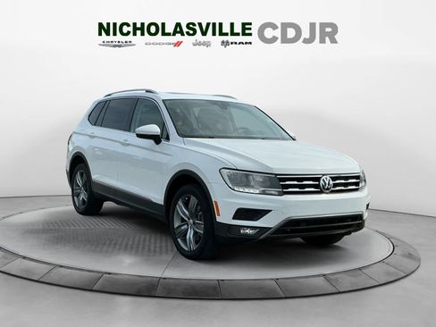 Used 2021 Volkswagen Tiguan SEL AWD/4WD image 7