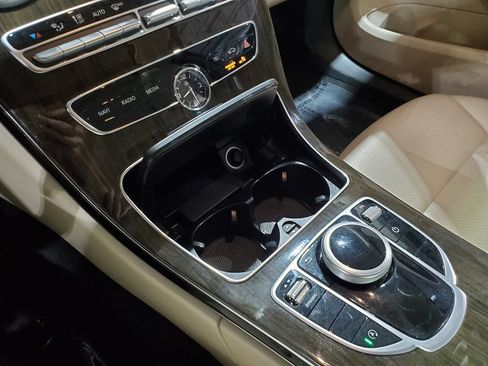 Used 2019 Mercedes-Benz C 300 Sedan image 32