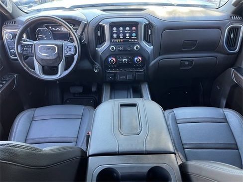 Used 2022 GMC Sierra 3500 Denali image 12