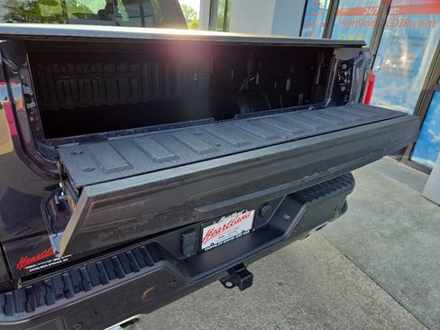 Used 2024 GMC Sierra 1500 Denali w/ Denali Reserve Package AWD/4WD image 27