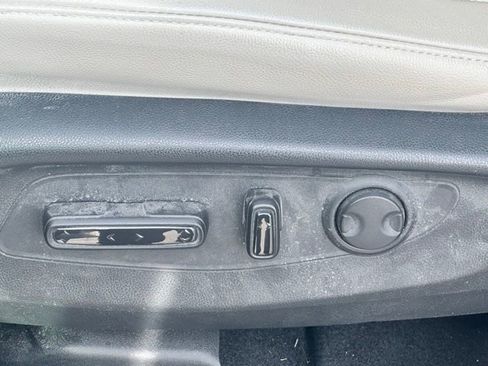 Used 2024 Honda CR-V EX-L image 9