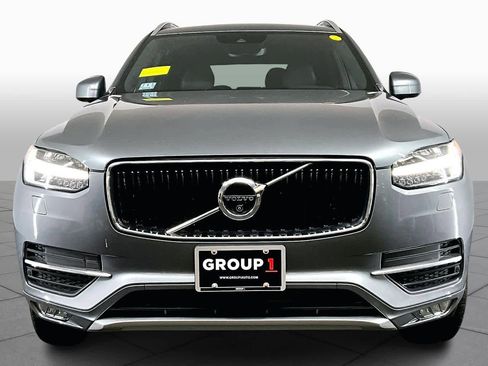 Used 2018 Volvo XC90 T6 Momentum w/ Convenience Package image 3