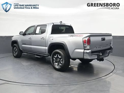 Used 2023 Toyota Tacoma TRD Off-Road w/ Black Out Package (TMS) AWD/4WD image 8