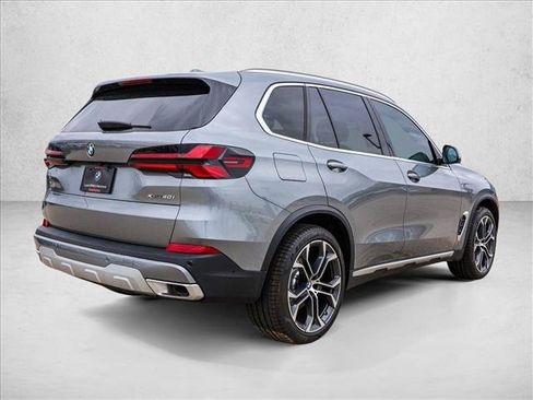 Used 2026 BMW X5 xDrive40i AWD/4WD image 5