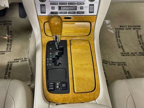 Used 2004 Lexus SC 430 Convertible RWD image 17