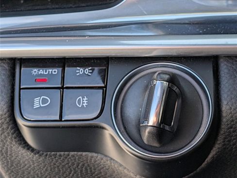 Used 2018 Porsche Panamera 4S image 24