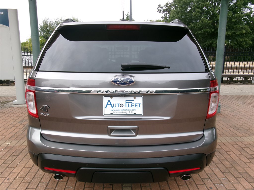 Used 2011 Ford Explorer XLT w/ 202A Rapid Spec Order Code FWD image 7