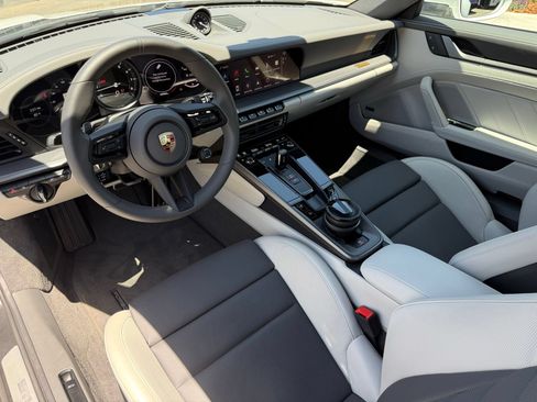 Used 2024 Porsche 911 Carrera S RWD image 4