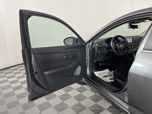Used 2025 Nissan Sentra S FWD image 14