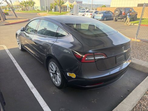 Used 2022 Tesla Model 3 Long Range image 4