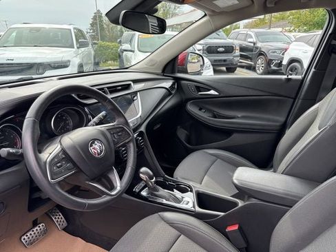Used 2023 Buick Encore GX Select w/ Sport Touring Package FWD image 9