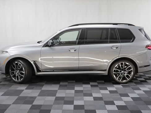 Used 2026 BMW X7 M60i AWD/4WD image 4