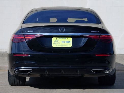 Used 2021 Mercedes-Benz S 580 4MATIC Sedan w/ AMG Line image 11
