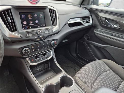 Used 2022 GMC Terrain SLE FWD image 13