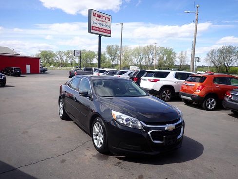 Used 2014 Chevrolet Malibu LT w/ Power Convenience Package FWD image 1
