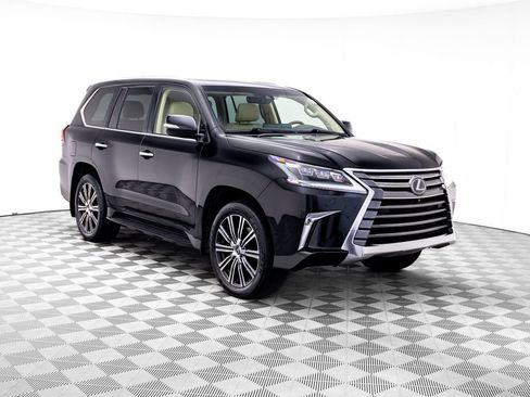 Used 2020 Lexus LX 570 4WD w/ Luxury Package image 10