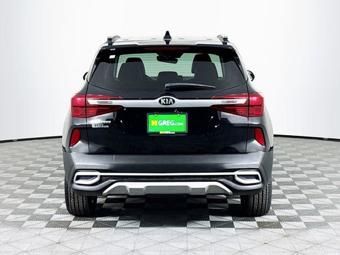 Used 2021 Kia Seltos S image 8