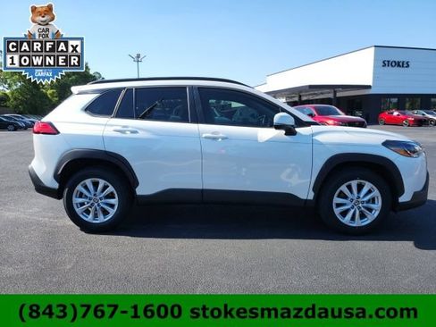Used 2023 Toyota Corolla Cross LE w/ Moonroof Package FWD image 8