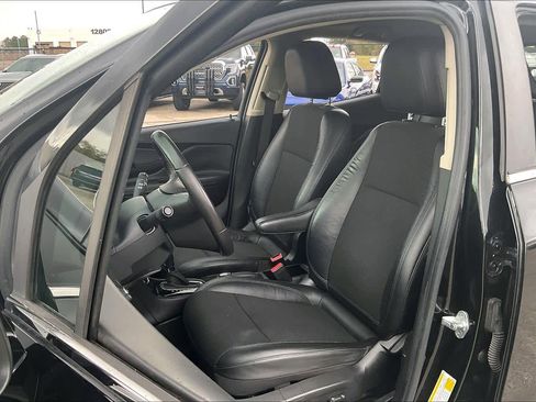 Used 2017 Buick Encore Preferred image 7