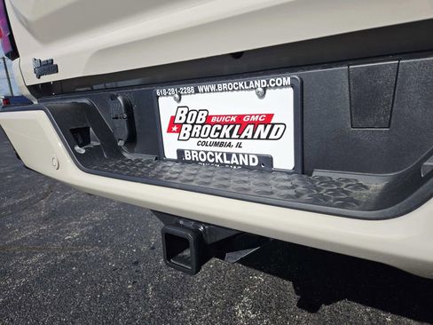 New 2026 GMC Canyon AT4 w/ Technology Plus Package AWD/4WD image 15