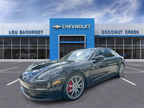 Used 2022 Porsche Panamera 4S image 4