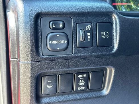 Used 2021 Toyota 4Runner TRD Off-Road Premium w/ Moonroof Package AWD/4WD image 25
