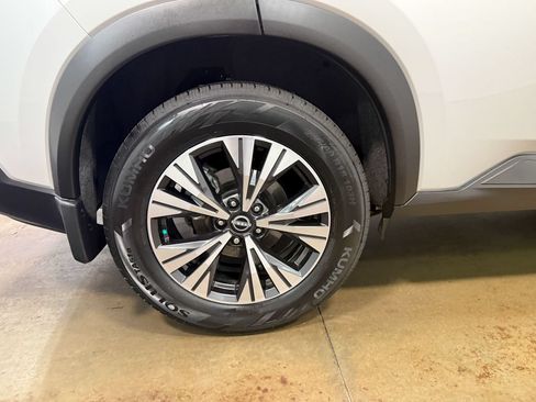 Used 2023 Nissan Rogue SV AWD/4WD image 87