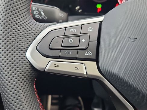 New 2025 Volkswagen GTI SE image 17